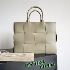 Bottega Veneta Shopping Bags